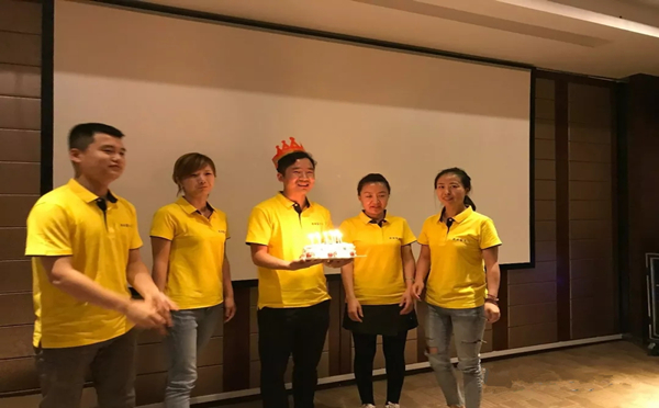嘉盛木门2018年度第二期培训会如期圆满举行