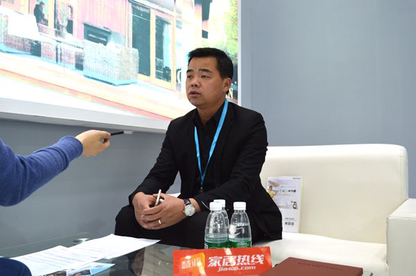 皇庭金门总经理许云旺：新品简约时尚，“以省联动”帮扶经销商
