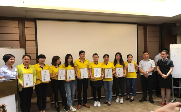 嘉盛木门2018年度第二期培训会如期圆满举行