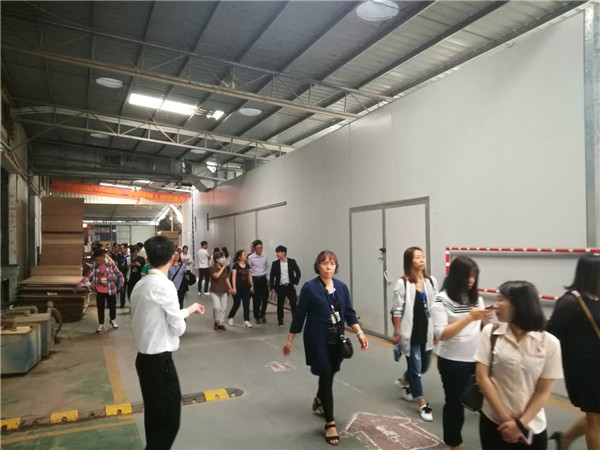火爆四月天，合生雅居“我们约惠吧”千人团购会完美收官！