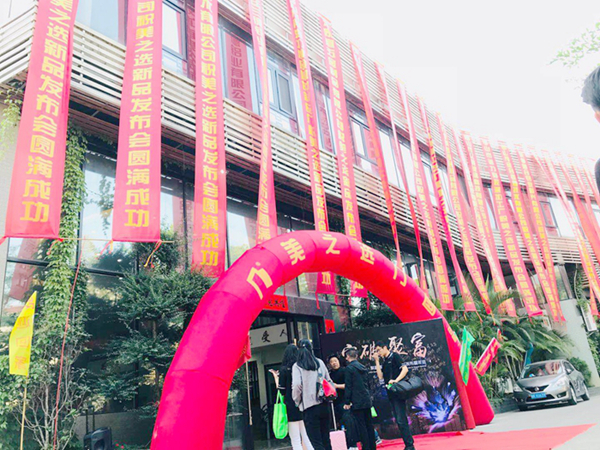 美之选门窗董事长徐锦荣：产品全新升级，全方位提升品牌知名度