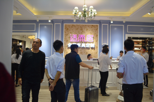 适而居王勇炜：新产品惊艳亮相展会  新营销创新渠道模式