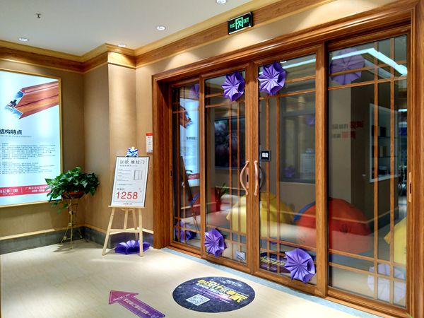 诗尼曼门窗：加盟高端品牌，县级市也能创下高业绩
