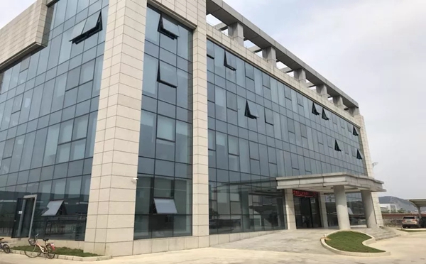 严格把关，从细节做起——诺奇兄弟考察捷成化工企业
