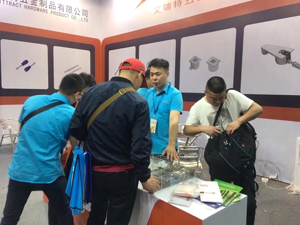 艾瑞特携快装三合一,打造品牌含金量! 艾瑞特携快装三合一,打造品牌含金量!
