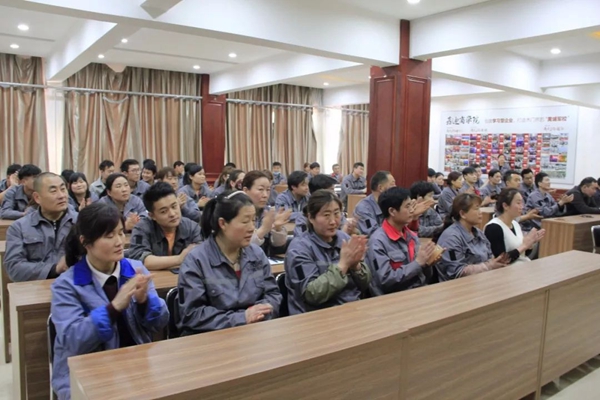 消防演练,防患于未然鑫迪是认真的! 消防演练,防患于未然鑫迪是认真的!