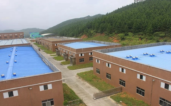 严格把关，从细节做起——诺奇兄弟考察捷成化工企业