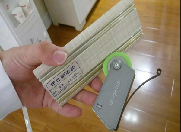 伊仕利衣柜好不好  定制衣柜需要注意什么？