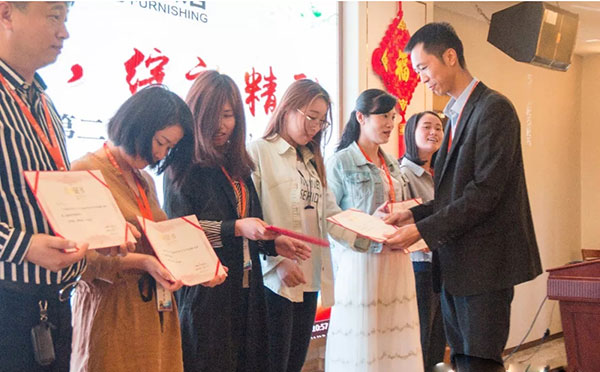 顺心整木家居第二届“赢‘绽’终端”全国经销商培训大会全程报道