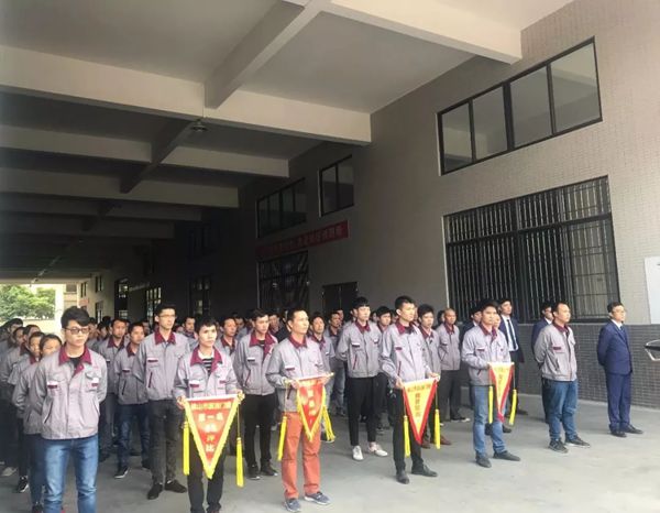 致尚门窗展新风 · 高歌猛进谱新篇