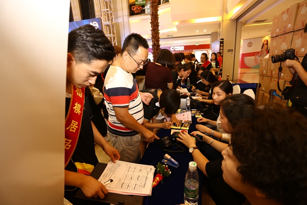 楷模木门张彦成：好品质利于口碑传播