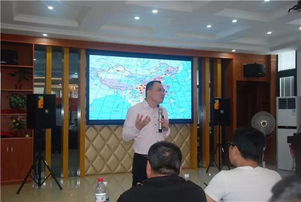 中国十大门窗品牌总裁班!就是这么火爆! 中国十大门窗品牌总裁班!就是这么火爆!