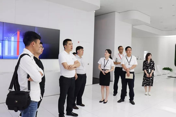 2018中国建博葵花奖考察团走访：德施曼、金指码、大华乐橙智能锁