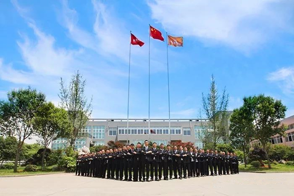 顺心木业与尚层装饰正式战略合作签约仪式圆满成功