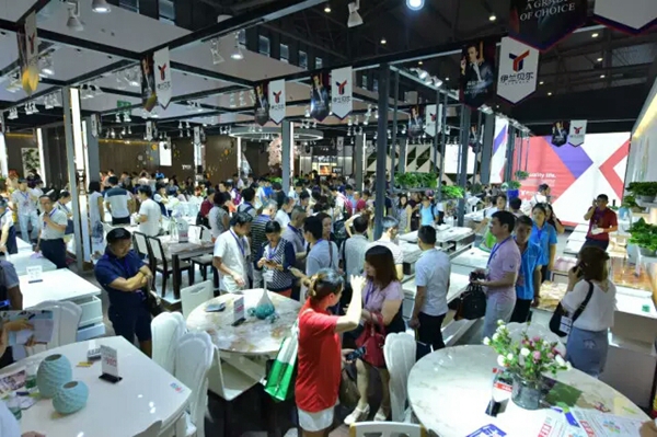 门配100联盟组团亮剑2018西部门窗定制家居展 门配100联盟组团亮剑2018西部门窗定制家居展