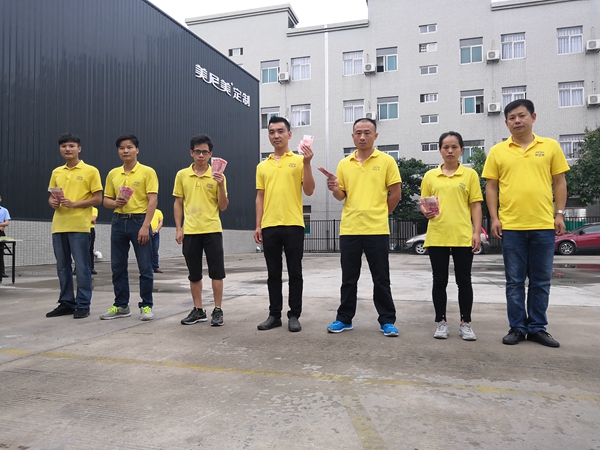 美尼美定制上下一心，启新征程，筑新篇章