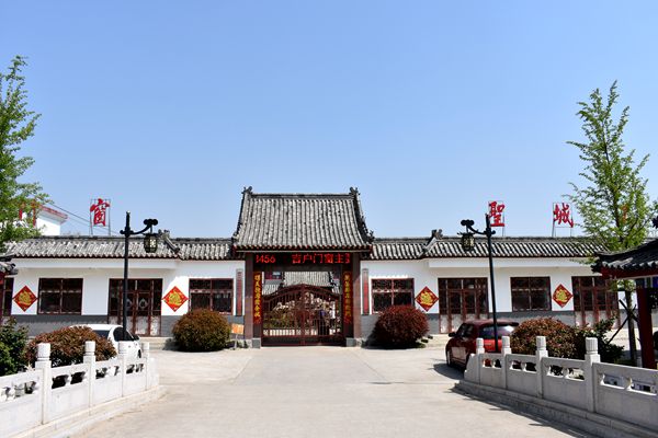 吉户门窗总经理封宝顺:融入中国元素,缔造与众不同艺术品位 吉户门窗总经理封宝顺:融入中国元素,缔造与众不同艺术品位