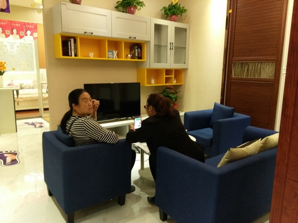 合生雅居商学院助力濮阳专卖店,五一活动再创新高! 合生雅居商学院助力濮阳专卖店,五一活动再创新高!