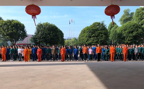 不忘初心－我“门”正青春－王力玉米木门月度大会庆五四青年节