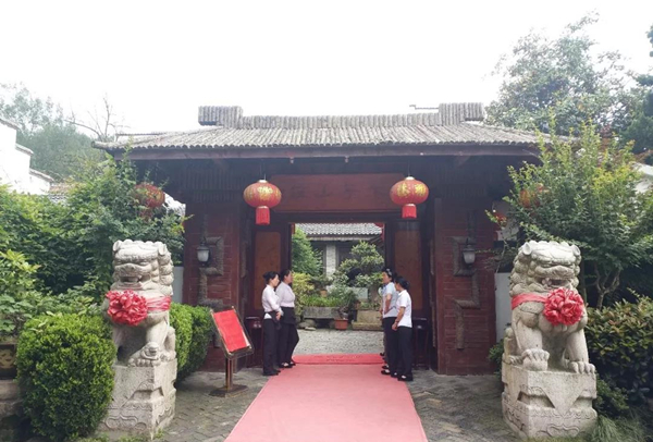 顺心木业与尚层装饰正式战略合作签约仪式圆满成功