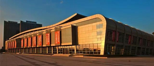 双羽亮剑永康门博会,开启全新时尚之旅 双羽亮剑永康门博会,开启全新时尚之旅