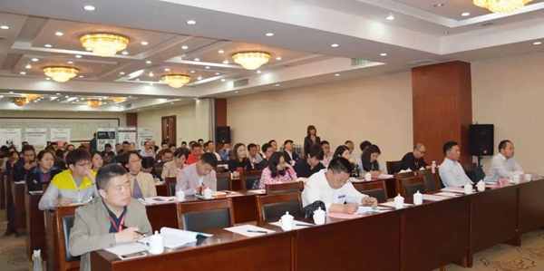 智赢系统门窗成功承办“全国建筑幕墙门窗标委会—2018年第一期标准培训会” 智赢系统门窗成功承办“全国建筑幕墙门窗标委会—2018年第一期标准培训会”