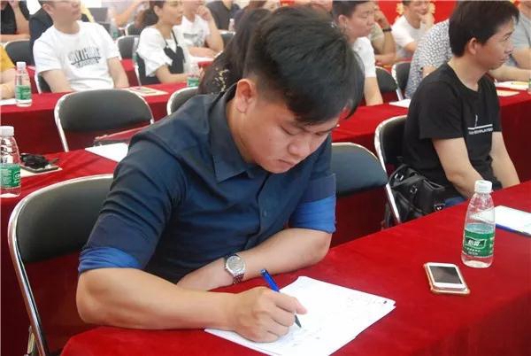 中国十大门窗品牌总裁班!就是这么火爆! 中国十大门窗品牌总裁班!就是这么火爆!