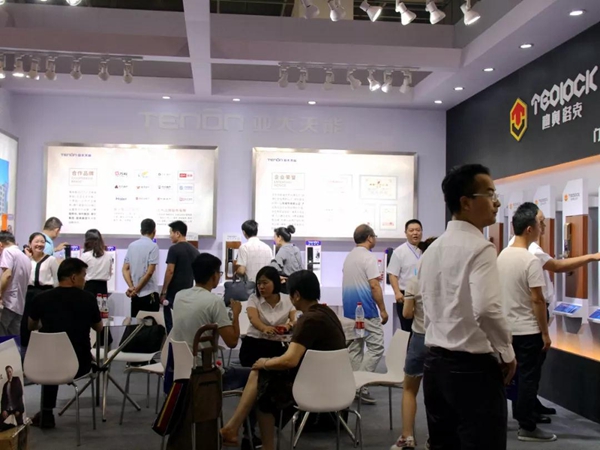 亚太天能携迪奥洛克登陆永康门博会,智能锁开启门业新时代! 亚太天能携迪奥洛克登陆永康门博会,智能锁开启门业新时代!