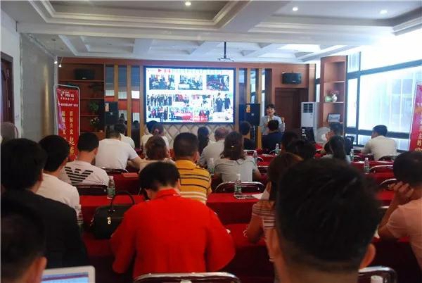 中国十大门窗品牌总裁班!就是这么火爆! 中国十大门窗品牌总裁班!就是这么火爆!