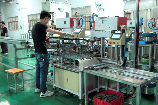 美顿五金：配套式五金解决方案，持续打造尖端产品