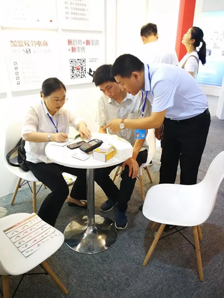 开展首日盛况│双羽惊艳亮相永康门博会，再掀木门行业新热潮