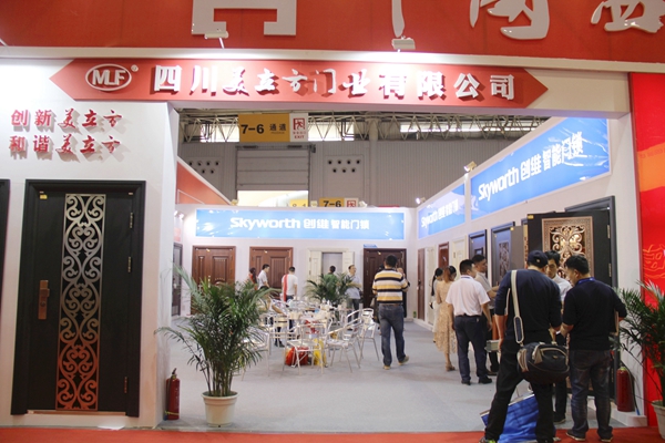 中国西部门都（蓬溪）惊艳亮相西部门窗暨定制家居展