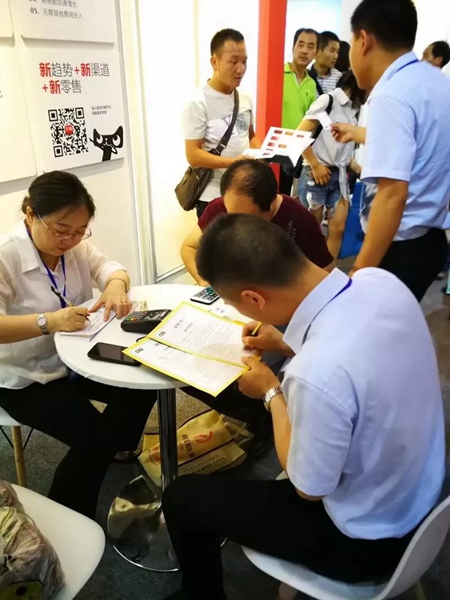 开展首日盛况│双羽惊艳亮相永康门博会，再掀木门行业新热潮