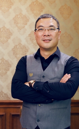 汇明:“智慧”形成凝聚力,发展注入推动力 汇明:“智慧”形成凝聚力,发展注入推动力