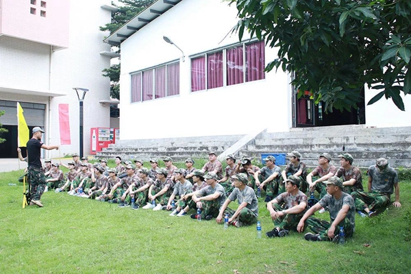 派雅门窗军校体验式培训圆满结束