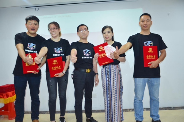 荣高智能门窗神铺计划打造项目启动大会正式结束，计划将在各地荣高店执行！