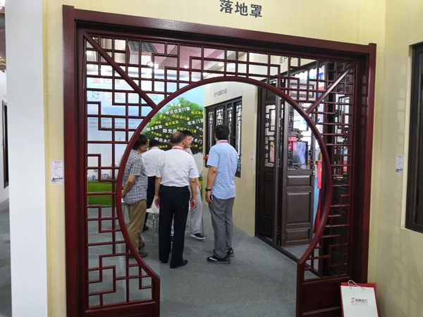 吉户门窗人气爆棚！震撼来袭！第13届中国·潍坊门窗幕墙博览会盛大开幕！