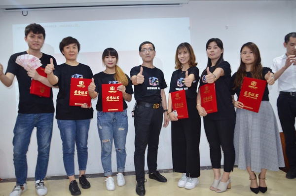 荣高智能门窗神铺计划打造项目启动大会正式结束，计划将在各地荣高店执行！