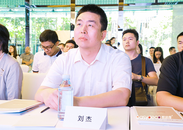 易涂得发布2019年艺术涂料色彩趋势，为家居赋能年度流行色“米驼色”