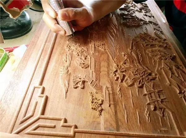 富几家居：不忘初心，忠于品质，传承中华木作的灵魂！