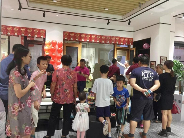 怡发门窗广州白云旗舰店盛大开业，见证大品牌大动作的时候到了！