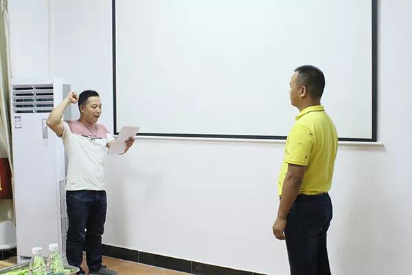欧士门窗誓师大会:策马青云路,从此驭长帆 欧士门窗誓师大会:策马青云路,从此驭长帆
