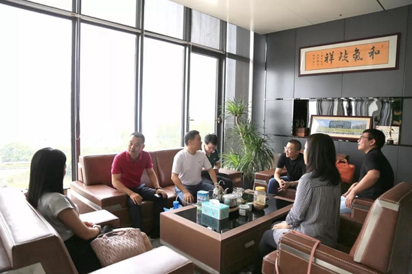 捷顺成隆门窗:德国丝吉利娅集团(SIEGENIA)翟总一行访问捷顺成隆门窗 捷顺成隆门窗:德国丝吉利娅集团(SIEGENIA)翟总一行访问捷顺成隆门窗
