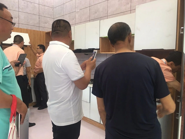 “伟业橙”魅力四射,第13届中国·潍坊门窗幕墙博览会盛大召开! “伟业橙”魅力四射,第13届中国·潍坊门窗幕墙博览会盛大召开!