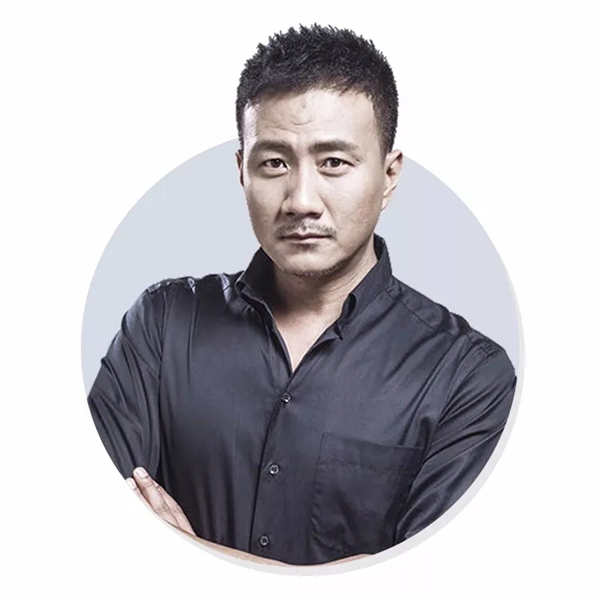 铁血硬汉的柔情生活：百能橱柜签约胡军，开启品牌升级新纪元