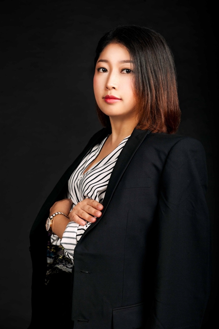 陈丽云:简练手法塑造别样美感 陈丽云:简练手法塑造别样美感