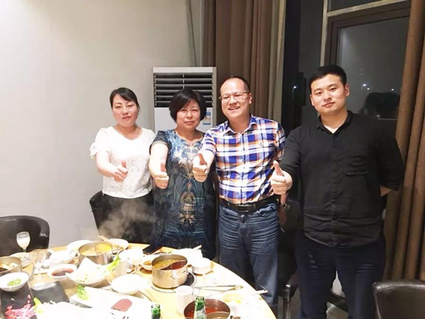 派雅门窗400方河南驻马店旗舰店盛大开业！