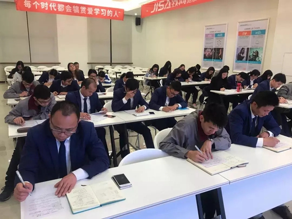 2018中国建博会(广州)| 致尚3+3,剑指七月·笑傲广州 2018中国建博会(广州)| 致尚3+3,剑指七月·笑傲广州