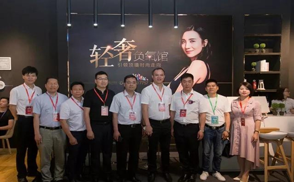 中国建博会（广州）丨巴迪斯嘉兴吊顶展告捷，邀您再聚广州建博会！