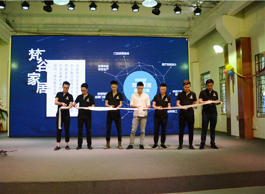  设计与艺术并行，看梵谷以实力解读创新设计